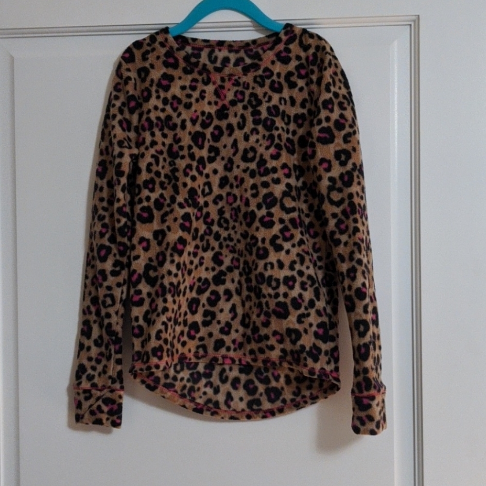 Fleece leopard top